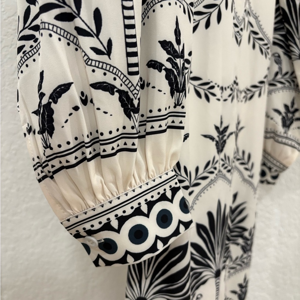 Commense Black and Cream Floral Long Sleeve Dress - Picture 7 of 8